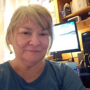 Meet your Posher, Sharon